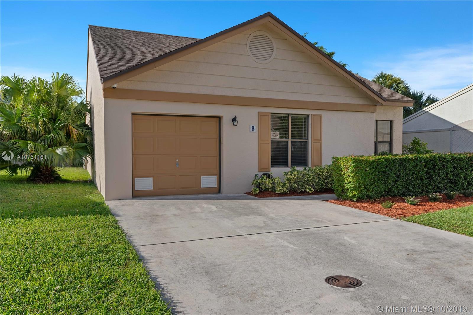 8 Whitehall Way Boynton Beach Mls A10751161 Closed Sale